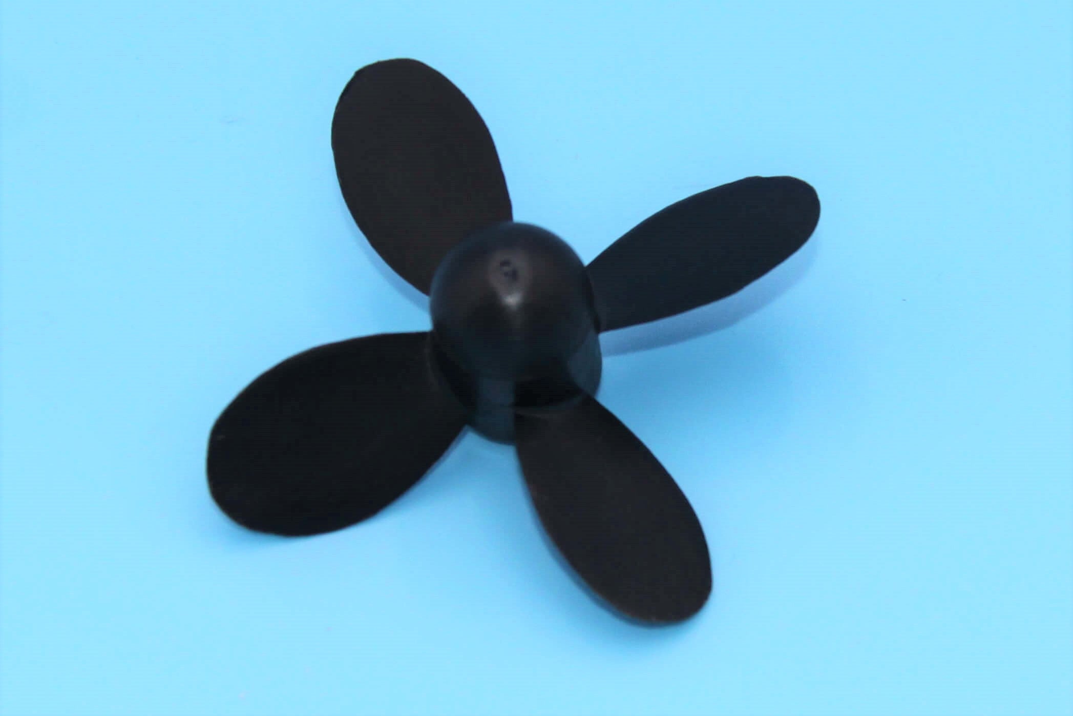 for-the-best-deals-schiffsschraube-4-blatt-62-mm-rechts-m5-best-nr-2311-62-online-sale_0.jpg